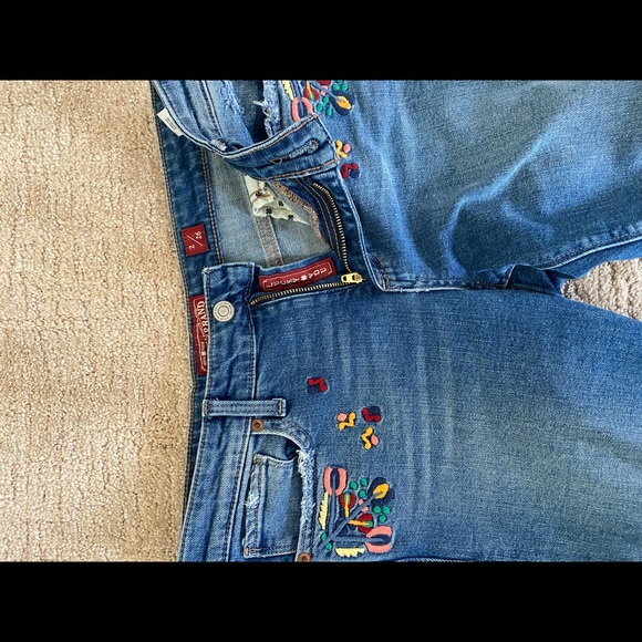 Lucky Brand Ava Embroidered Skinny Jean: Size 26/2 - Picture 2 of 9